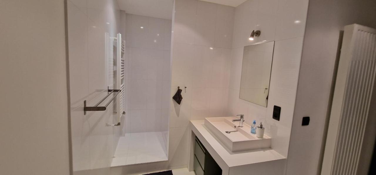 Luise Hollywood Apartment Брюксел Екстериор снимка